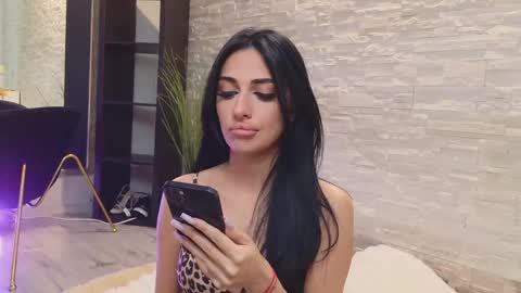Snapshot of vanessavosss chatting on May 28, 2026, 4:04 pm Vanessa online show from May 28, 2026, 4:04 pm