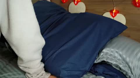 Snapshot of vanesse_ chatting on February 14, 2025, 7:17 am Irina online show from February 14, 2025, 7:17 am