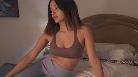 Snapshot of vanesse_ chatting on September 26, 2025, 12:47 am Irina online show from September 26, 2025, 12:47 am