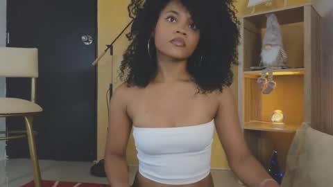 New account follow me online show from December 1, 2025, 8:14 pm