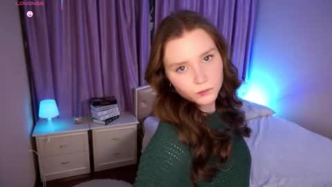 Luna online show from November 30, 2025, 7:07 pm