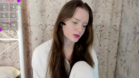 Luna online show from April 15, 2026, 5:20 pm