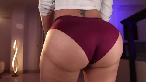 Snapshot of vaniaa_ chatting on July 28, 2026, 12:40 am Vania online show from July 28, 2026, 12:40 am