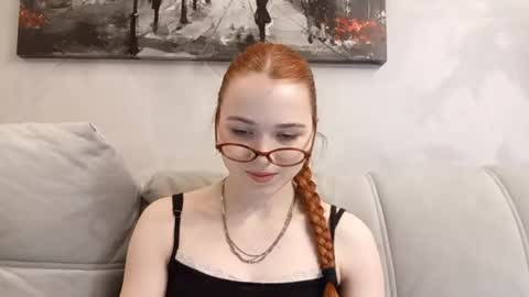 Vania online show from May 21, 2026, 4:14 pm