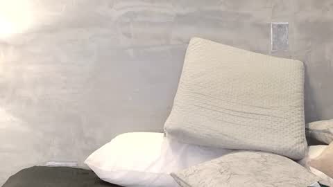 vanika_ray online show from July 28, 2026, 3:21 pm