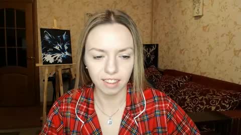 VanillaMuffin online show from February 4, 2025, 6:25 am