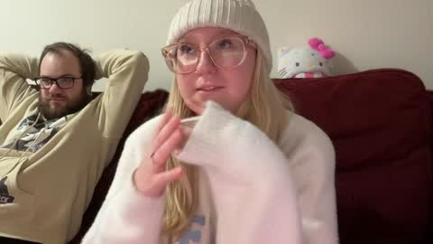 vanillapuddingpie online show from February 1, 2025, 2:58 am