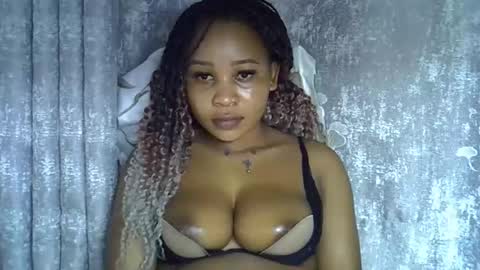 vanillavenus online show from May 24, 2026, 11:32 pm