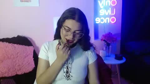Vanne  online show from July 18, 2026, 4:16 am