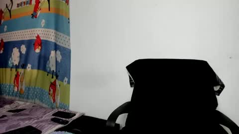 Snapshot of vannellope_vladimir chatting on June 3, 2026, 3:28 pm vannellope_vladimir online show from June 3, 2026, 3:28 pm