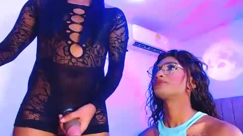 vannesa01 online show from June 10, 2026, 7:57 pm