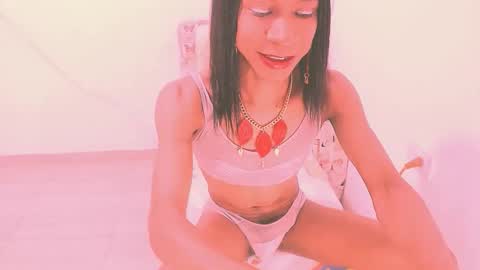 VANNESA online show from April 2, 2026, 9:45 pm