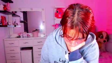 Snapshot of vannessa_shy chatting on May 15, 2026, 12:39 am Vanesa online show from May 15, 2026, 12:39 am