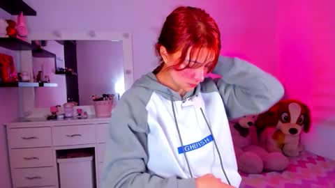 Snapshot of vannessa_shy chatting on May 23, 2026, 10:36 pm Vanesa online show from May 23, 2026, 10:36 pm