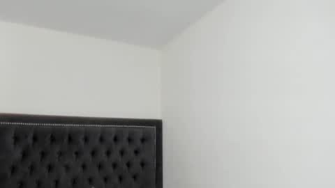 Snapshot of vannsexporn chatting on February 27, 2025, 3:25 am Vannesa online show from February 27, 2025, 3:25 am