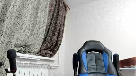 vano_822 online show from February 26, 2025, 6:54 pm