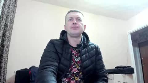vano_822 online show from September 14, 2025, 9:25 pm