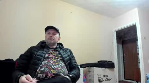 vano_822 online show from September 21, 2025, 9:49 pm