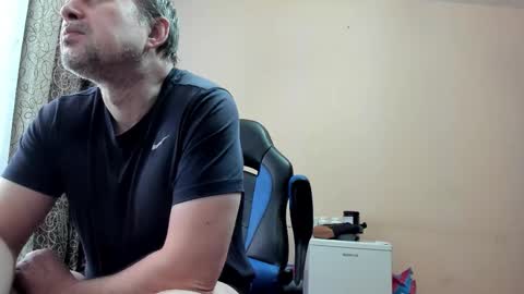 vano_822 online show from February 15, 2026, 9:41 am