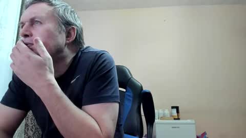 vano_822 online show from February 27, 2026, 11:05 pm