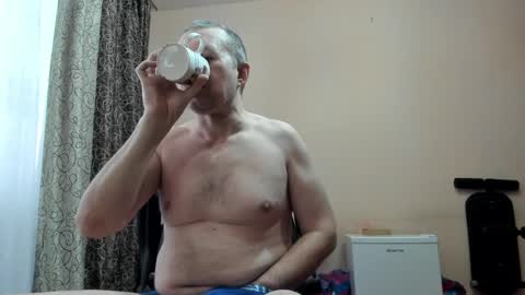 vano_822 online show from May 2, 2026, 5:34 am