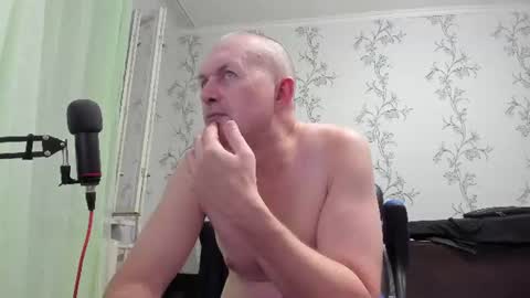 vano_822 online show from July 22, 2026, 9:39 pm
