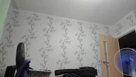 vano_822 online show from July 28, 2026, 7:39 pm