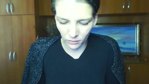 Vanessa online show from March 5, 2025, 10:55 am