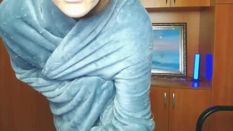 Vanessa online show from February 21, 2026, 5:36 pm