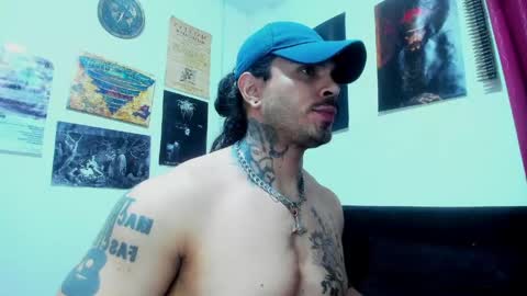 Snapshot of vanvelckan_ chatting on June 7, 2026, 3:21 am vanvelckan_ online show from June 7, 2026, 3:21 am