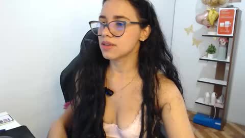 Snapshot of vanyxxxx chatting on May 26, 2026, 1:23 am vanyxxxx online show from May 26, 2026, 1:23 am