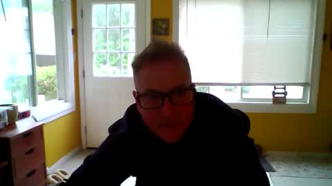 Snapshot of varaggo chatting on May 27, 2026, 2:03 pm varaggo online show from May 27, 2026, 2:03 pm