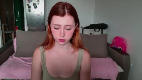 Snapshot of vasilisa_lik chatting on September 14, 2025, 7:40 am Vasilisa lik online show from September 14, 2025, 7:40 am