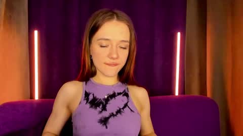 VasilisaLove online show from May 18, 2026, 4:07 am