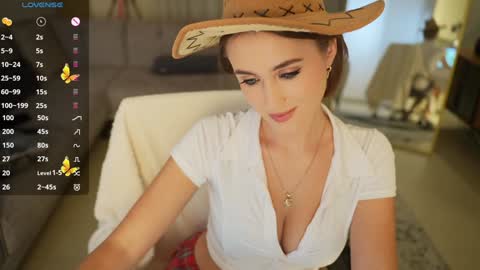 Snapshot of vasillisa chatting on January 22, 2025, 7:03 pm Vasilisa online show from January 22, 2025, 7:03 pm