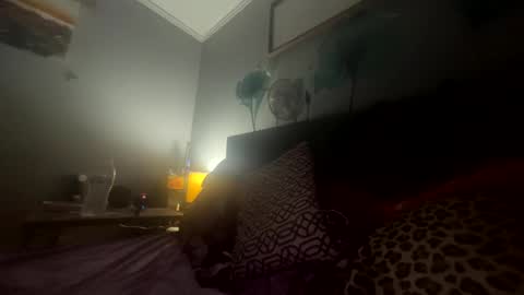 vaua089 online show from September 25, 2025, 5:33 am