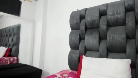 Aurora Cooper online show from September 24, 2025, 2:26 am