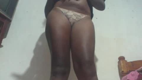 vayanah317 online show from September 14, 2025, 3:33 pm