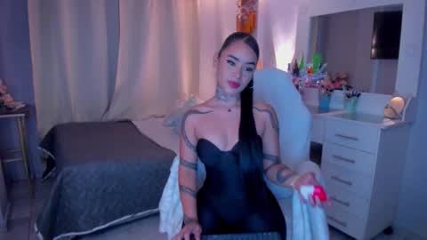 Vayolett Bass online show from February 12, 2026, 5:57 am