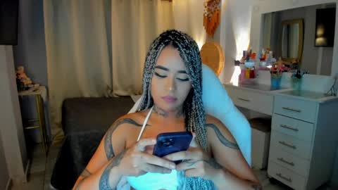 Vayolett Bass online show from March 31, 2026, 4:46 am