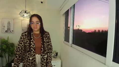 Victoria online show from September 11, 2025, 10:48 am