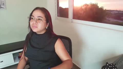 Victoria online show from October 2, 2025, 11:06 am