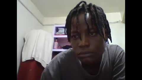 Vee tommy online show from April 20, 2026, 5:43 am