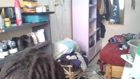 Snapshot of vee_tommy chatting on July 23, 2026, 12:14 pm Vee tommy online show from July 23, 2026, 12:14 pm