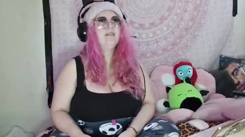 Veronica Lehane online show from December 19, 2024, 6:56 pm