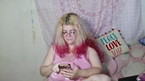 Veronica Lehane online show from July 19, 2026, 7:56 am