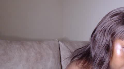 Snapshot of veey_dellah chatting on July 1, 2026, 4:18 pm veey online show from July 1, 2026, 4:18 pm