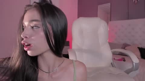 Snapshot of vega_roux chatting on January 26, 2025, 8:14 am VEGA online show from January 26, 2025, 8:14 am