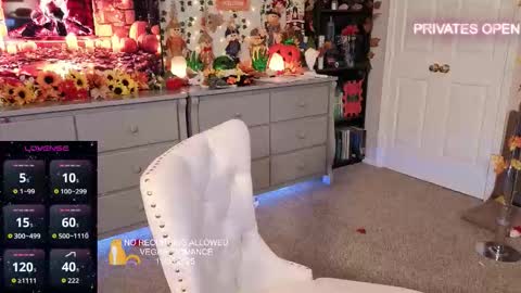 Snapshot of vegas_romance chatting on November 6, 2025, 2:01 am vegas_romance online show from November 6, 2025, 2:01 am