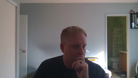 Snapshot of vegasbiman chatting on December 2, 2024, 8:44 pm vegasbiman online show from December 2, 2024, 8:44 pm